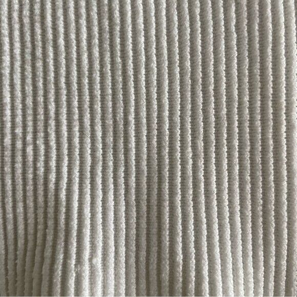 Babaton Knit Muscle Tank White Size 2XS - Picture 4 of 7